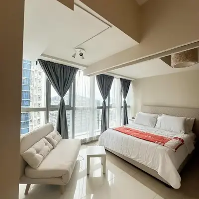 Uptown District Stay