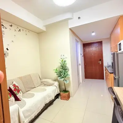 Zeth's Place at Shell Residences Near MOA and NAIA