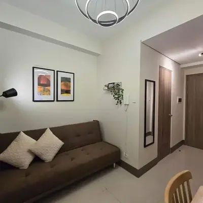 1BR Condotel with Balcony at FAME Residences #FM33-1