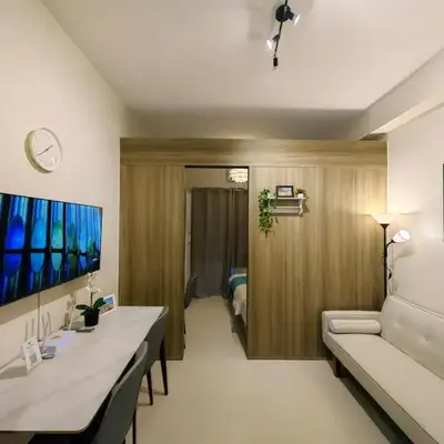 1BR Condotel with Balcony at FAME Residences #FM52-1