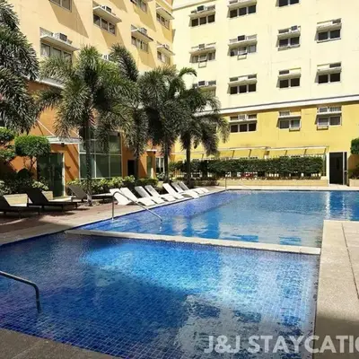 J&J Staycation