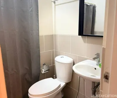 Gallery image of J&J Staycation in Jalang