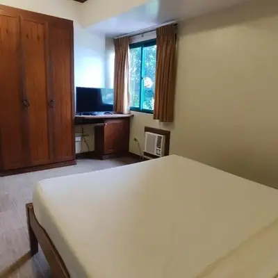 Peaceful 2BR Home in Paranaque Airport Area