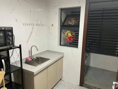 a kitchen with a sink and a window at \u51b0\u5c9b\u5047\u65e5\u516c\u5bd3 in Manila