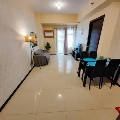 Manila Bay View - 1BR with balcony