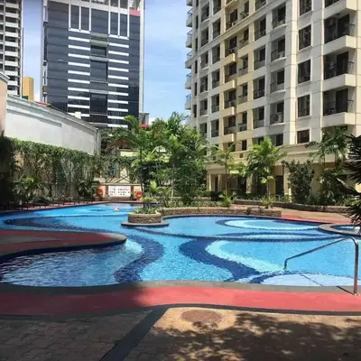 Rustic 1 BR Apartment Poolside View
