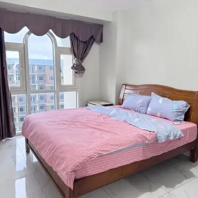 Near Moa Facing pool view WP1603 Monarch Parksuites