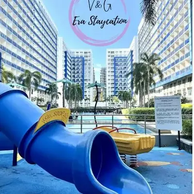V&G Era Staycation