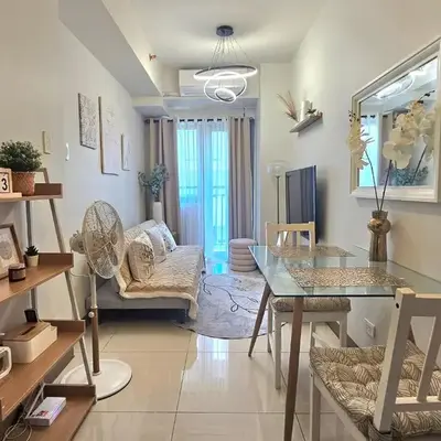 Shell Residences Mall of asia Rs