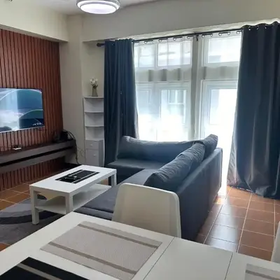 2BR Condo in Makati- Good for 6!
