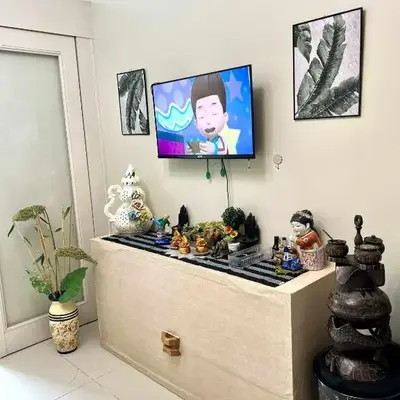 Vince era staycation