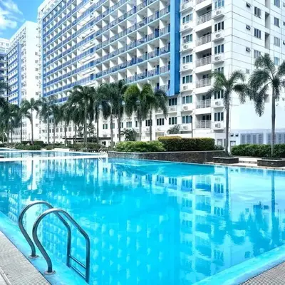 Premiere Haven MOA Staycation
