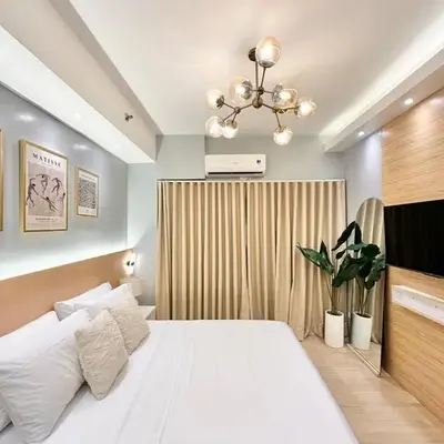 Stylish Studio Unit with Balcony in Grace Residences