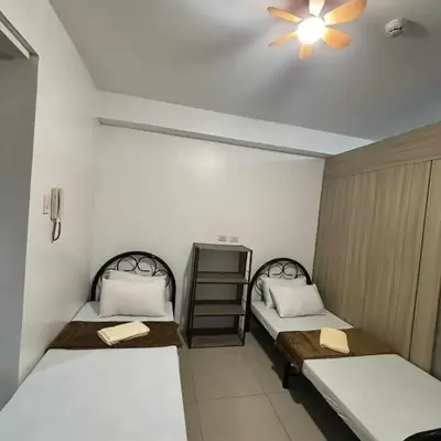 3 single beds transient room mall of asia pasay