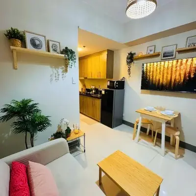 Newly-furnished 1BR with Balcony near MRT Mandaluyong