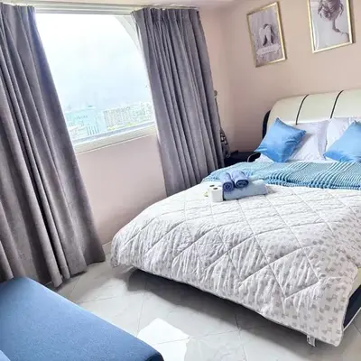 H Cloud Suites Monarch Parksuites near MOA and Casino City
