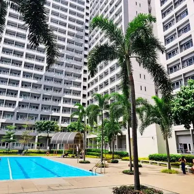 Charm's City Escape at Grace Residences