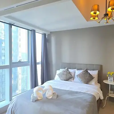 Uptown Parksuites BGC Cosy Hotel Vibe Flat near St Lukes