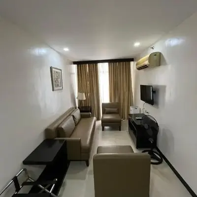 A Venue Residences 80N