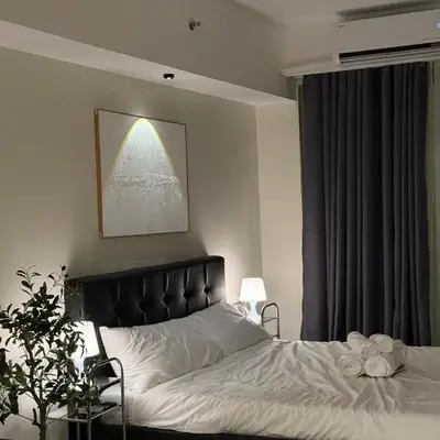 Bruné - Parañaque