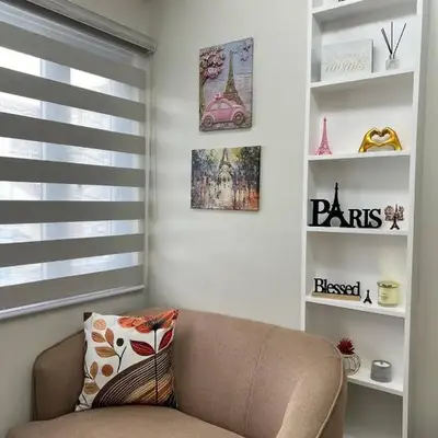 Paris Theme Near Ayala Feliz Mall 2BR Netflix Internet with Pool Parking Fee