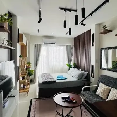 Entire unit 1 Bedroom with City View - Paul Riley's Pad