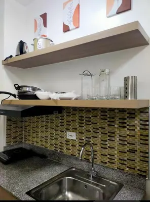 Gallery image of 1br Topmost Floor SM Southmall View with Internet and Netflix in Manila