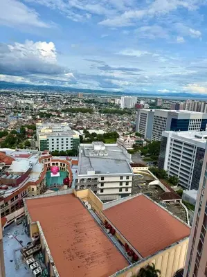Gallery image of Venice Luxe Retreat, Studio Type, 2 Beds, Pool, kitchen, Netfilx, Canal Mall Access in Manila