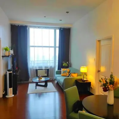 Big NEW 1 Bedroom corner unit with Balconies - FREE Sauna Pool Gym View of Skyline