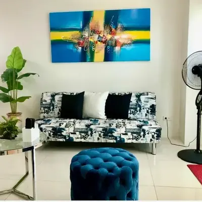 Luxe 1BR BGC with Balcony