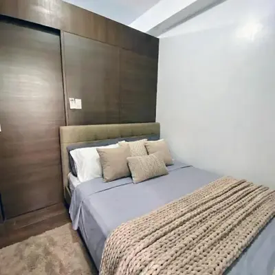 Air Residences 28F Balcony WiFi Netflix
