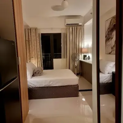 Luxe Hotel-Style Suite Stay at Ayala Ave