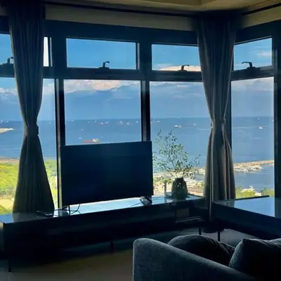 Moonsky Suites