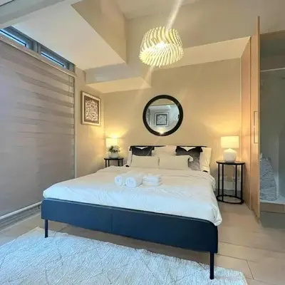 Elegant Central 1BR BGC 11P Uptown Parksuites T2