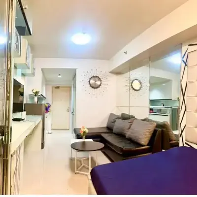 RoseCondoHotel