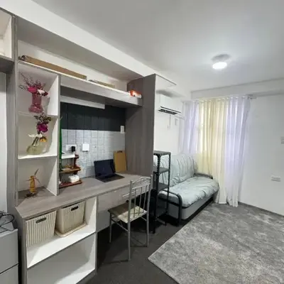 Yakal tanza garden height with Netflix