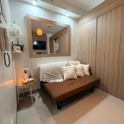 Pool View Condo near NAIA