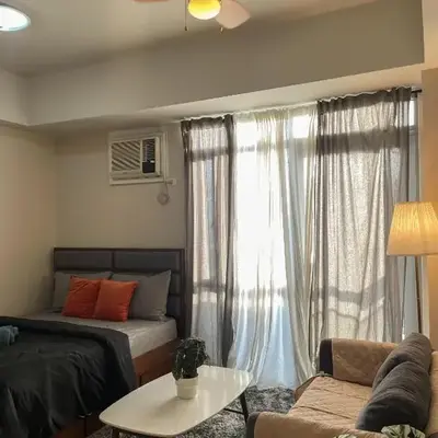 Cozy Manhattan Araneta Cubao