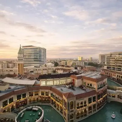 Canal View Luxury Stay