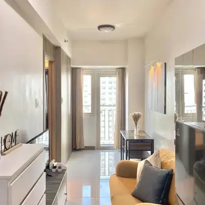 1BR Cozy Minimalist Unit near MOA or Manila Bay