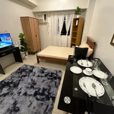 Japandi Suite City Skyline View Condo Makati