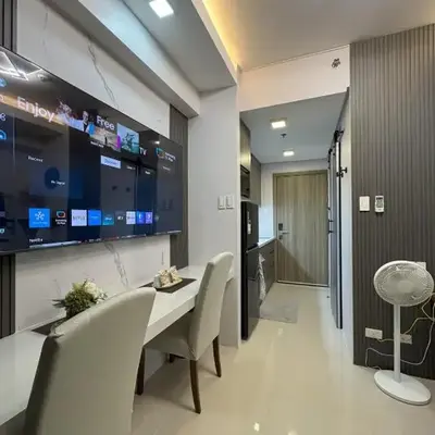 The Place To Be with Balcony and Kitchen Mandaluyong