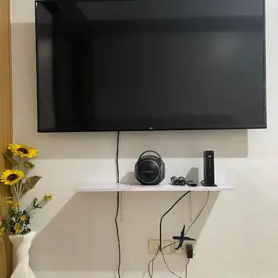 Spacious One Bedroom Unit in MOA