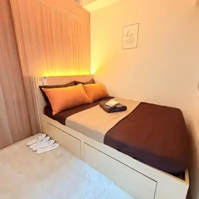 Bayshore Getaway Condotel by Clowie