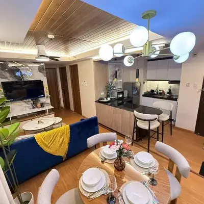 AZ Sweet home 2BR A Venue Residences Poblacion Makati