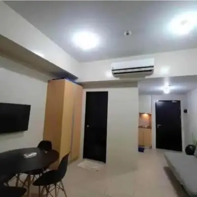 Eighty One Newport Blvd Condo near NAIA3