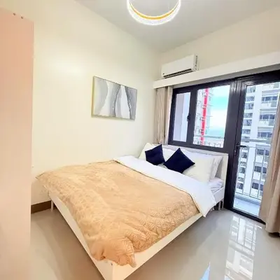 Bright Unit at Bloom near NAIA l WiFi Netflix BLOOM B02-0803