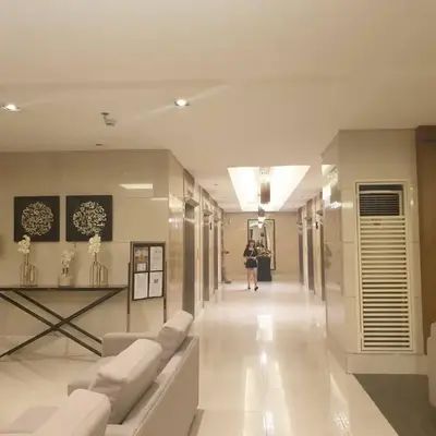 Modern 1BRH Condotel Stunning City ViewSea Views