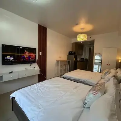 Modern and Cozy home near MOA