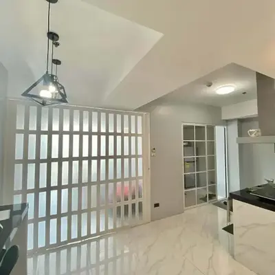 penthouse condo in Azure - near airport